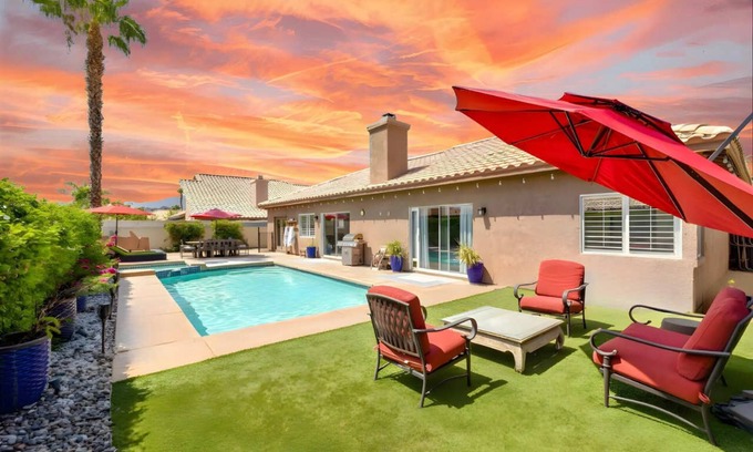 La Quinta House | Casa Milan Oasis Private Pool, Spa & Mountain View