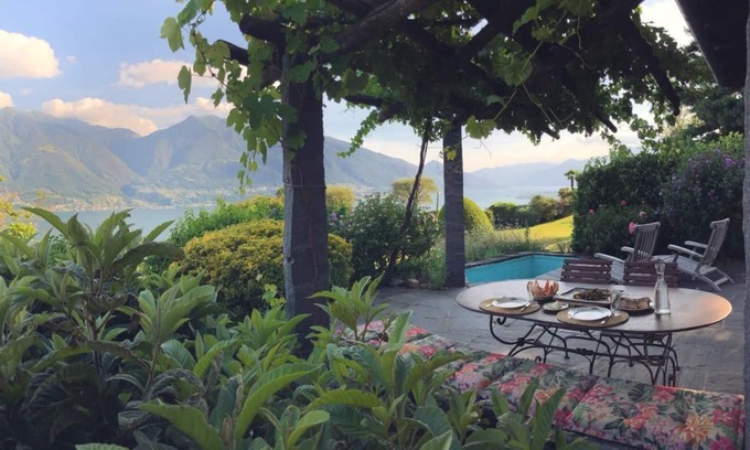 Minusio House | Casa Nespole, family nest with lake view