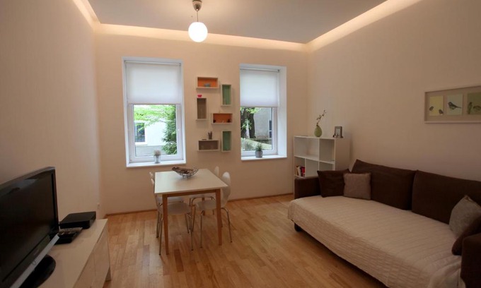 Wahring Apartment | Casa Nostra - Moderne Altbauwohnung