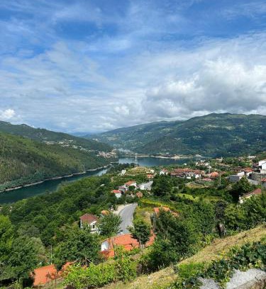 Rio Caldo House | Casa Pereira