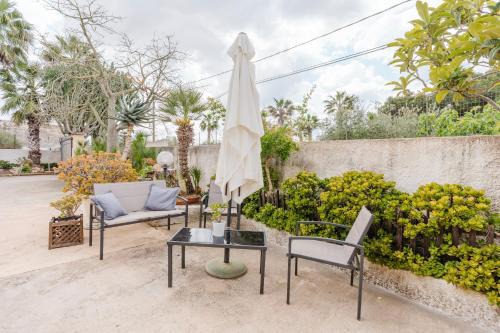 Marsala House | Casa Petros