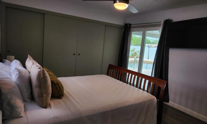 Sarasota Springs House | Casa piscina cercana a playas y restaurantes