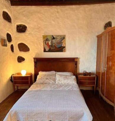 Taibique House | Casa Poesía de El Hierro, situada en el centro de El Pinar