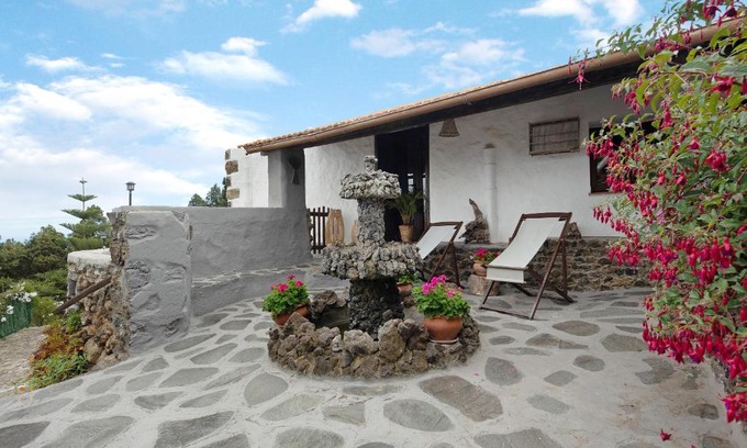 Cueva del Viento House | Casa Rosalía