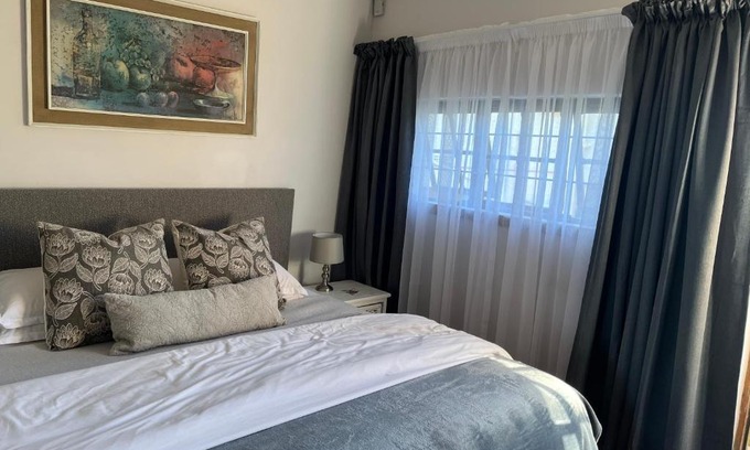 Port Elizabeth Central Apartment | Casa Sí