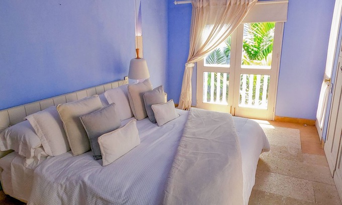 Centro House | Casa Santiago Botero Habita en el Corazón del Centro Histórico de Cartagena