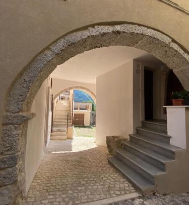 Lucoli House | Casa Saotta