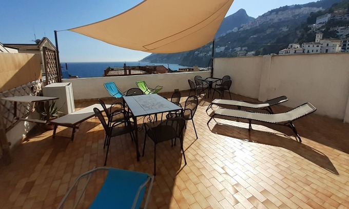 Vietri sul Mare Apartment | Casa Sebastian Maxi - near the beach - for families or groups of friends