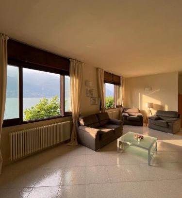 Colico Piano Apartment | Casa sull'Acqua