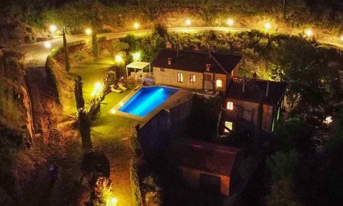 Castel Focognano House | Casa Susi Comfortable holiday residence