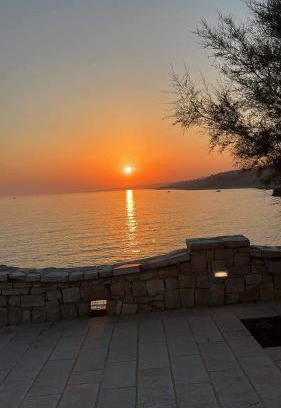 Marina San Gregorio Apartment | Casa Tramonti vista mare