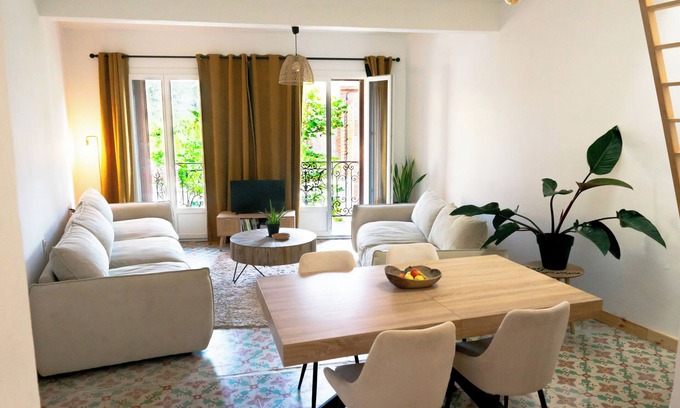 Tautavel Apartment | Casa Tramuntana offers spacious, bright and comfortable living space.