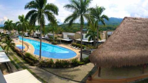 Robledo House | CASA VACACIONAL CON PISCINAS EN SAN JERONIMO - CIUDADELA PREMIUm