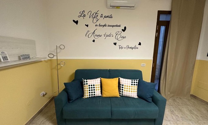 Campi Salentina House | Casa vacanze (Totò e Pompilia)