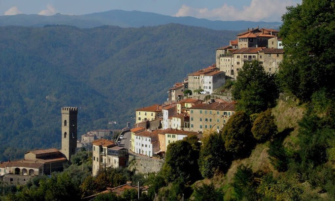 Vellano Apartment | Casa Verde Holiday Apartment an Hour from Florence, Pisa, Lucca and the Coast.