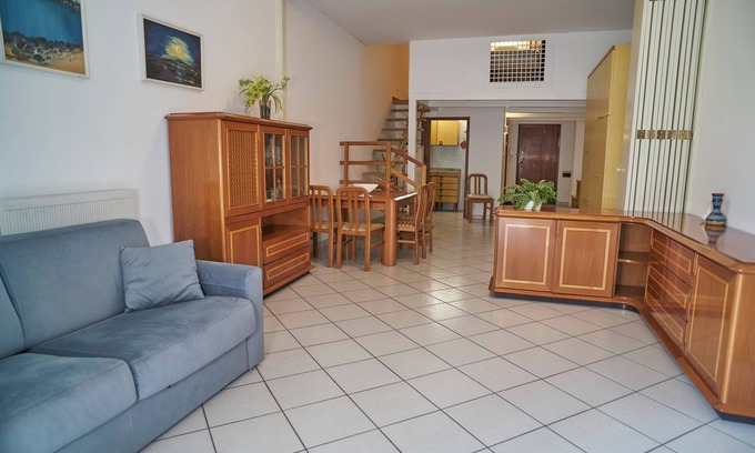 Marina Centro Apartment | Casa Vespucci - One Bedroom Apartment, Sleeps 7