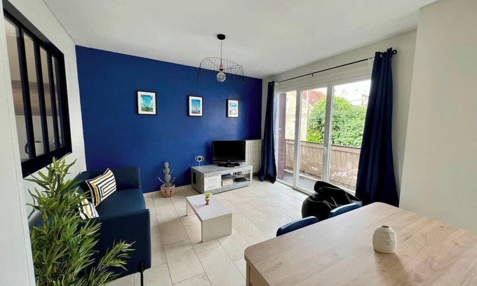 Brive-la-Gaillarde Apartment | Casa Viallatoux - Proche Centre - Parking Gratuit