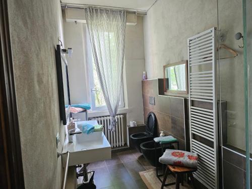 Felino House | Casa VINCENZO 130 mq con portico ed ingresso esclusivo dal giardino