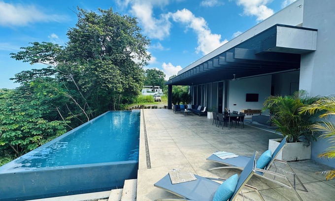 San Juanillo Villa | Casa Vista del Mar- breathtaking views of the Pacific Oceann