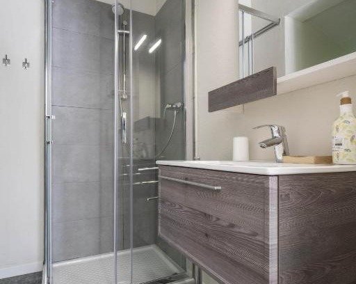 Castel San Pietro Terme Apartment | Casadelfalegname ROVERE