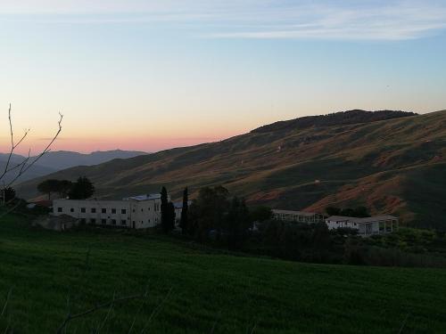 Castronuovo di Sicilia Bed & Breakfast | Casale di Riena