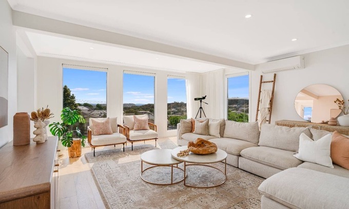 Merewether Heights House | Cascade Cabana Where Luxury Meets Coastal Glam