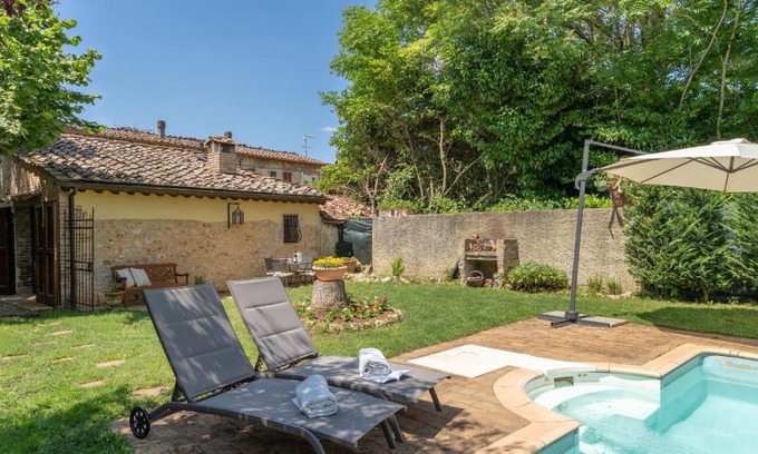 Monteriggioni Villa | Casina di Teo by VacaVilla