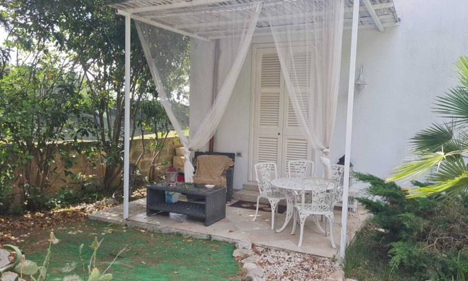 Uggiano Montefusco Villa | Casina San Martino depandance in Villa with Pool