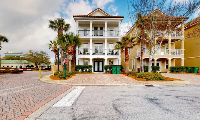 Villages of Crystal Beach House | Cassie's Beach Cottage