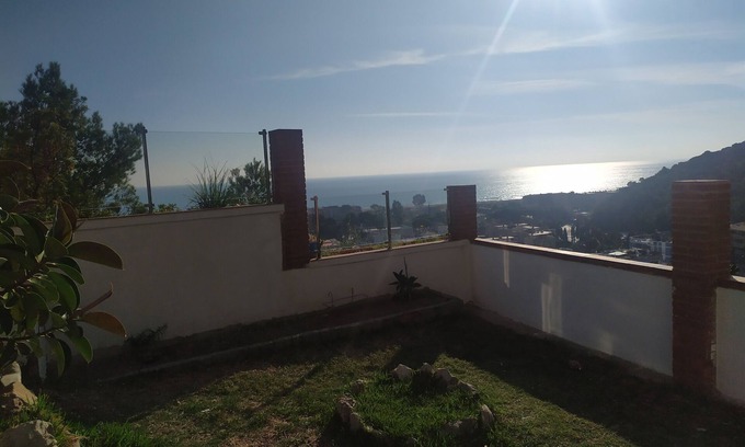 Castelldefels Apartment | Castelldefels with views