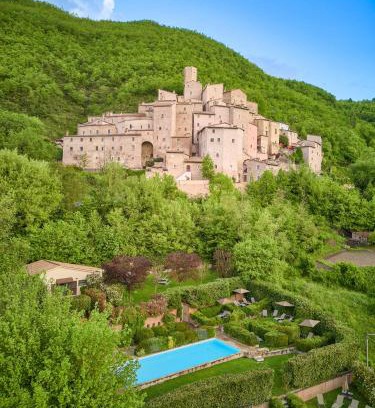 Sellano Hotel | Castello Di Postignano Relais