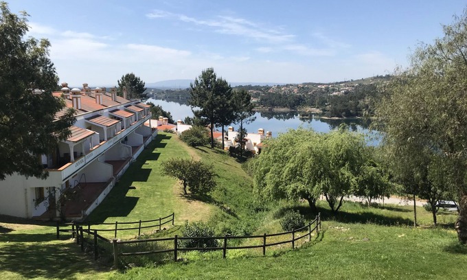 Abrantes Condo | Castelo de Bode - 2 bedroom apartment with Marina place