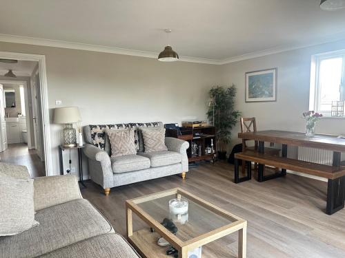 Rochester Apartment | Castle View, Cosy Stay