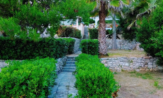 Castro Marina House | Castro: House with private access to the sea