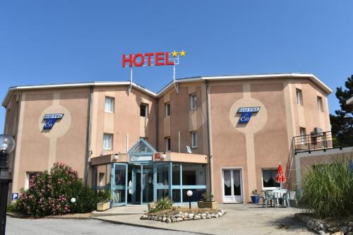 Bourg-de-Peage Hotel | Cat'Hotel