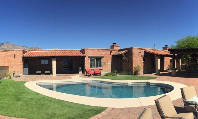 Catalina Foothills Estates House | Catalina Foothills Home with Spectacular Views!