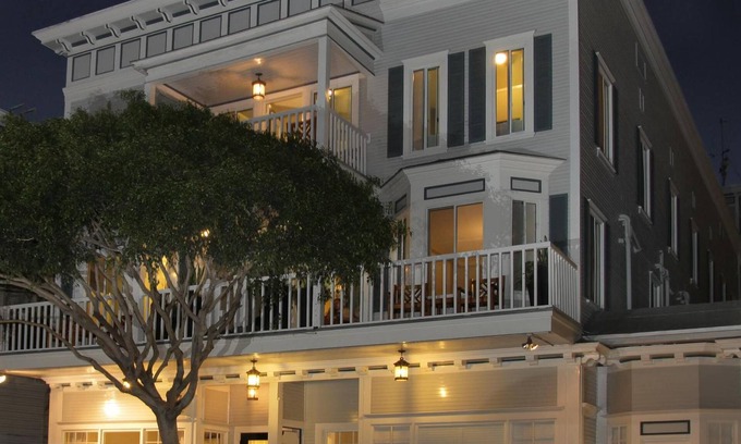 Avalon Hotel | Catalina Island Inn