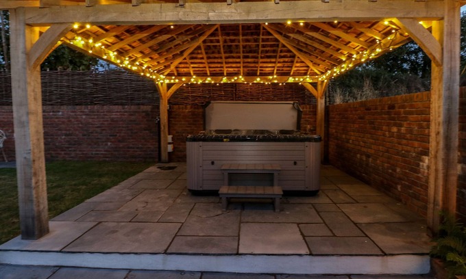 Milford Haven Cottage | Catamouse