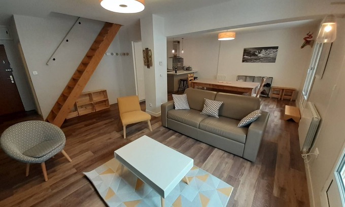 Cauterets Apartment | Cauterets Center 7 pers. Large Mountain View Stay