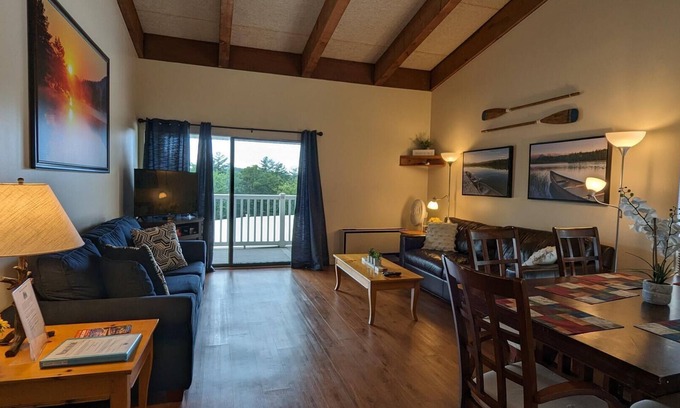 Weirs Beach Condo | Cedar Lodge 308. 2 bedrooms near Weirs Beach!