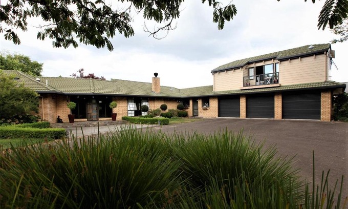 Tamahere Bed & Breakfast | Cedar Park Bed & Breakfast