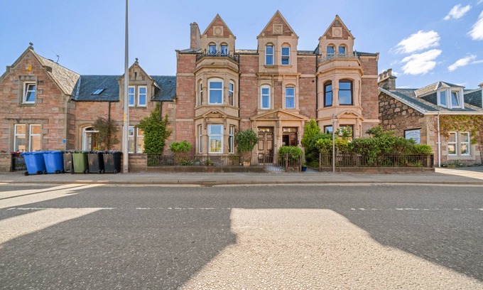 Inverness City Centre House | Cedar Villa - Full Property