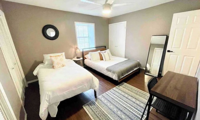 Parker Lane Apartment | *Central 2-bedroom* 5mi from downtown w/patio MC