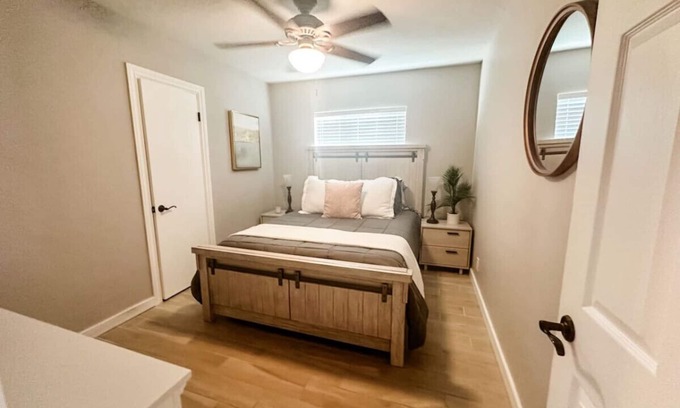 Rosemont West House | Central /3 BR 1 BA/Cozy/Fenced Yard/Carport