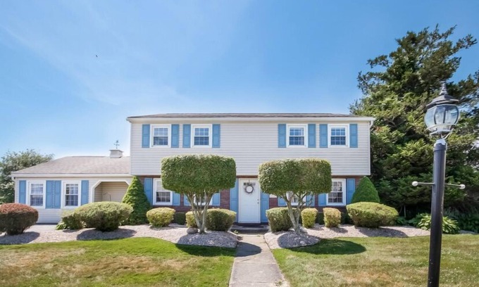 Eastward Look House | Central air, large yard, first floor bedrooms, walk to Scarborough Beach!