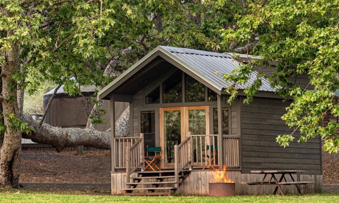Goleta Cabin | Central Cabin + Queen + Firepit | No Hidden Fees