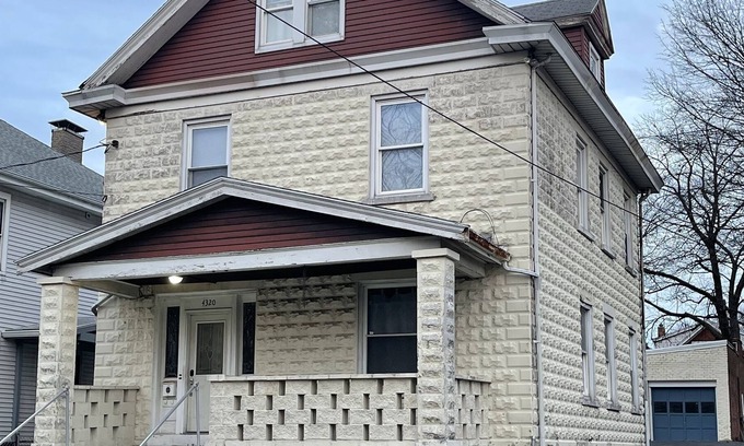St. Bernard House | Central Cincinnati 2-Unit House