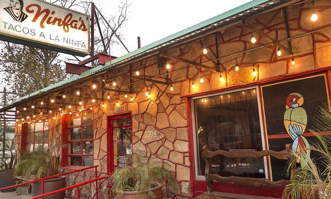 Northside House | Central Houston - Bright and Spacious Modern Mid - 4 miles to DT