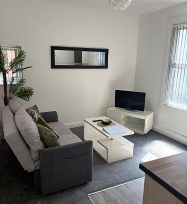 North Shore Apartment | Central Location 1 Double Bedroom Apartment 7