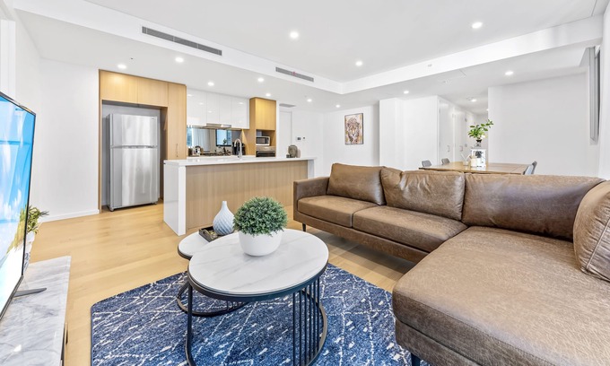 Zetland Apartment | Central Location-Green Square 3 Bedroom APT